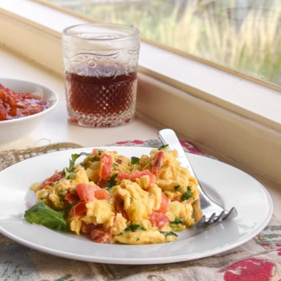 Scrambled eggs (Indian style)