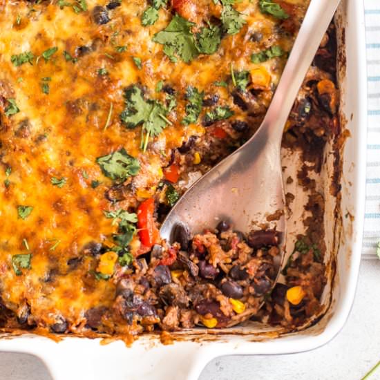 Vegetarian chilli and rice bake