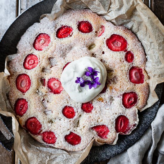 Buttermilk Strawberry Cake
