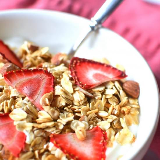 How to Dry Strawberries