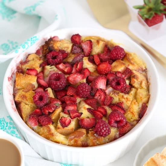 Mixed berry breakfast bake