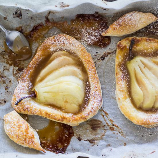Pear Tartlets with Caramel Sauce