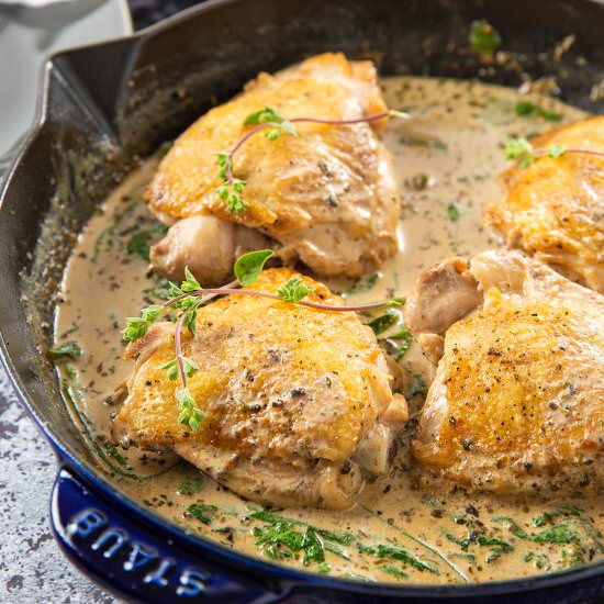Black Garlic Cream Sauce Chicken