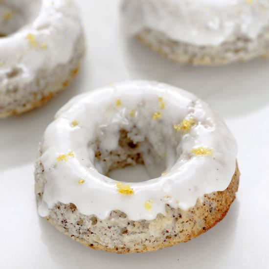 Lemon and Poppy Seeds Baked Donuts