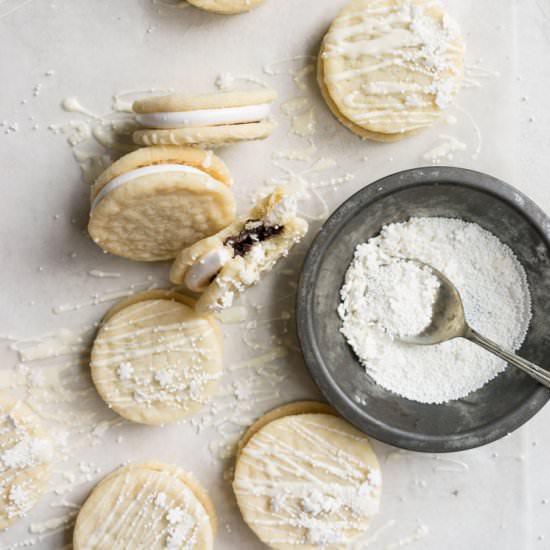 Vanilla marshmallow sugar cookies