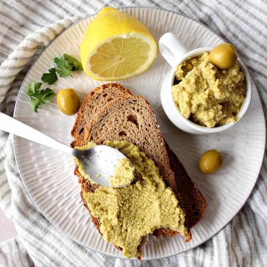 Green olives spread