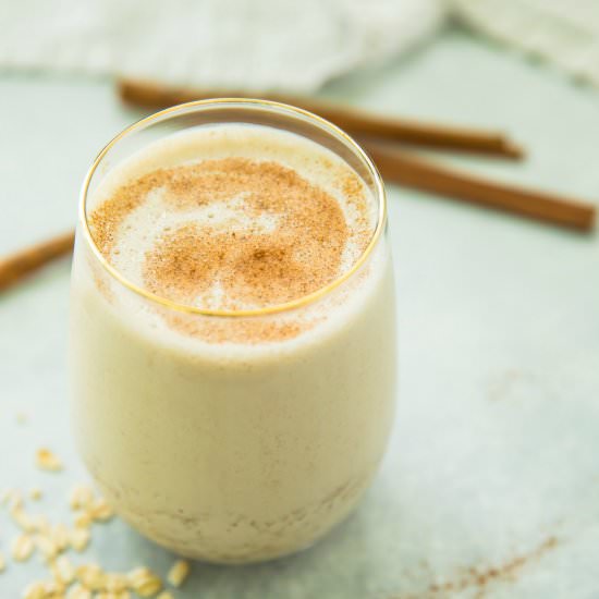 Cinnamon Roll Protein Shake