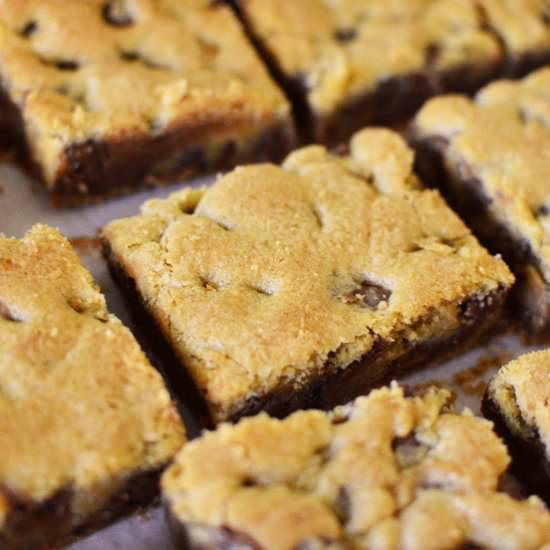 Caramel Chocolate Chip Cookie Bars