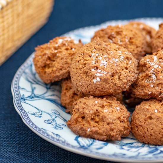 Double Coconut Macaroons