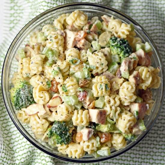 CHICKEN BROCCOLI PASTA SALAD