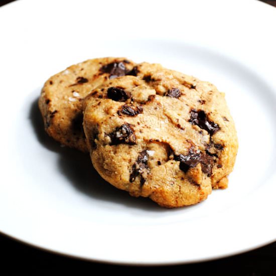 Salted chocolate shortbread cookies