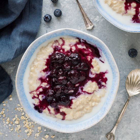 Banana Porridge With Blueberry