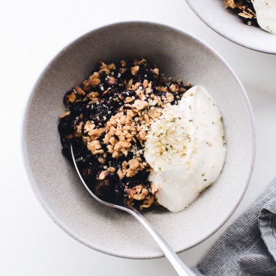 Tahini Blueberry Oat Crumble