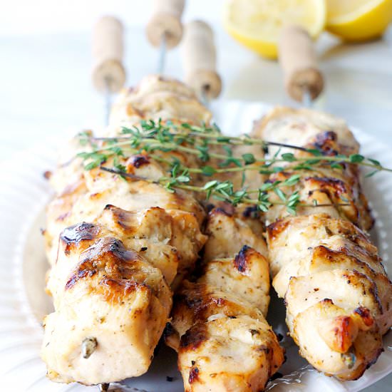 GRILLED LEMON GARLIC CHICKEN KABOBS
