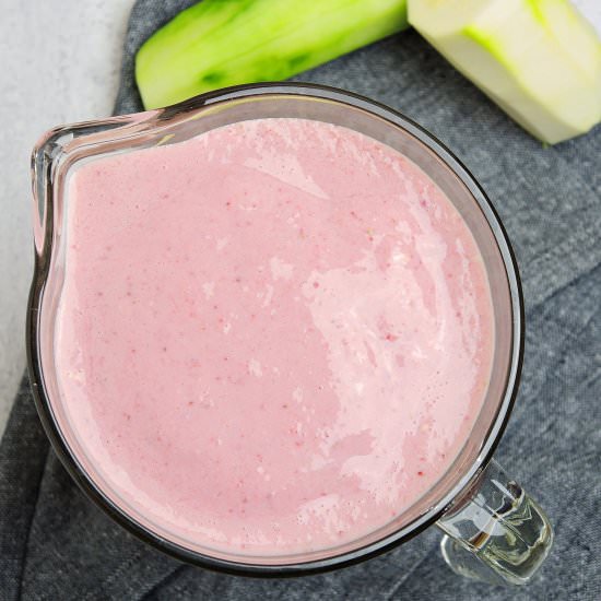 Healthy Strawberry-Mango Smoothie