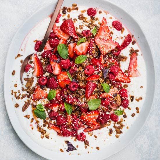 Fruit Salad with Tahini Granola