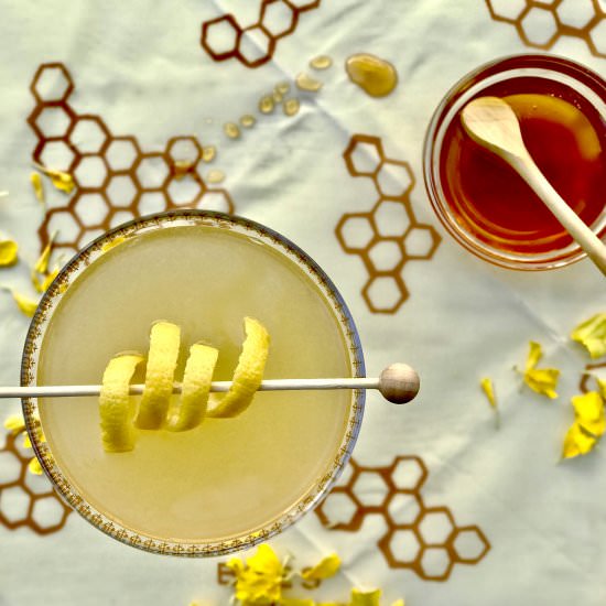 Bee’s Knee Cocktail