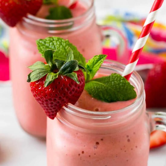 Strawberries and Cream Smoothie