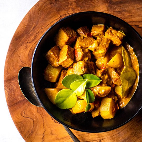 Balinese tempeh and potato curry