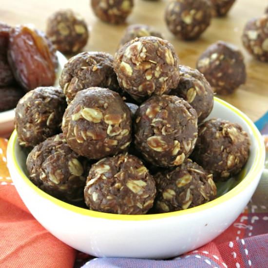 Chocolate Date Balls