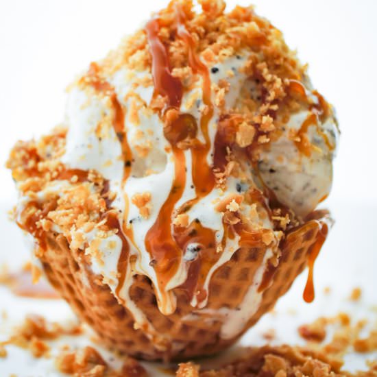 Cracker Toffee Crumbles