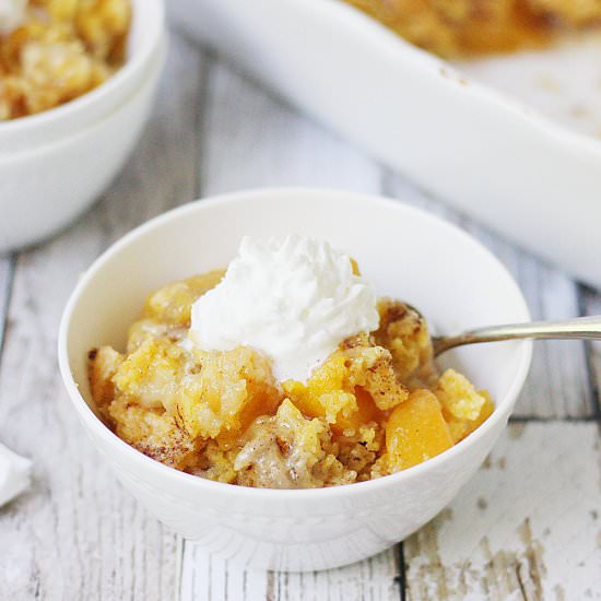 Easy Peach Cobbler Dump Cake