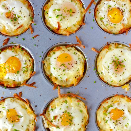 Cheesy Hash Brown Cups + Baked Eggs