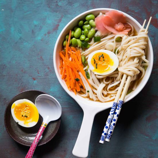 Refreshing cold udon noodles