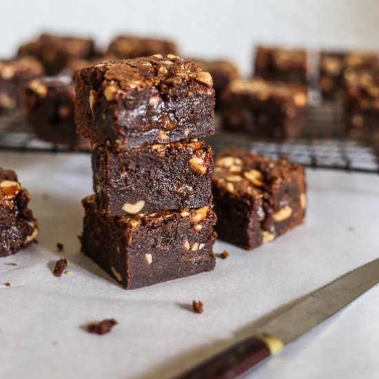 Peanut Caramel Brownies