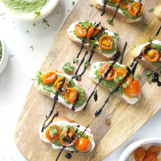 Vegan Cream Cheese Pesto Crostini