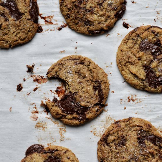 Vegan Tahini Chocolate Chip Cookies