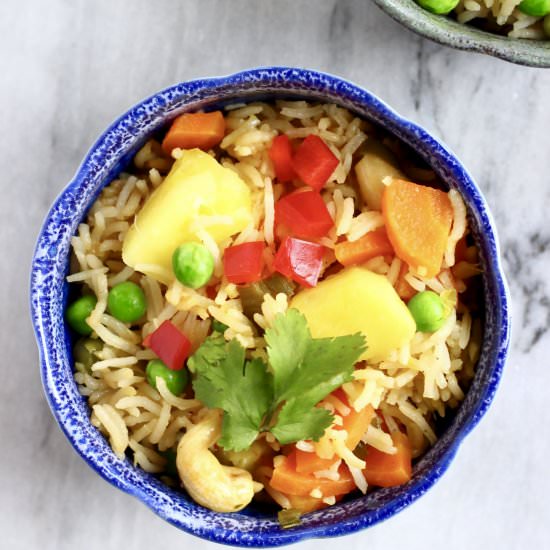 Vegan Pineapple Fried Rice