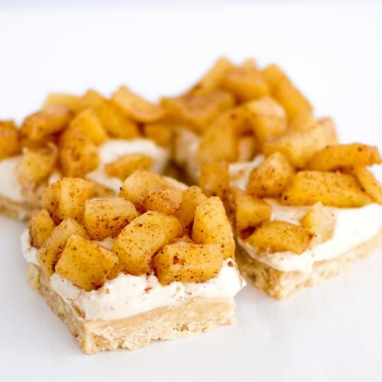 Apple Pie Cheesecake Bars