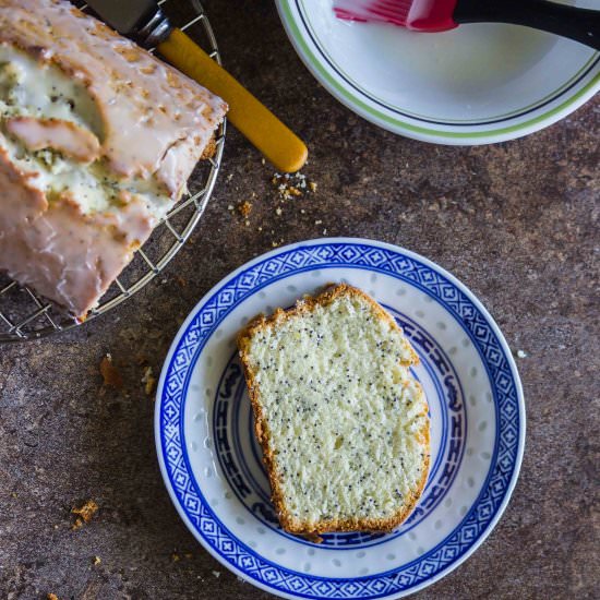 Lemon Poppyseed Cake