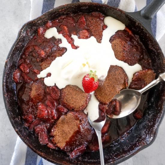 Healthy Strawberry Cobbler