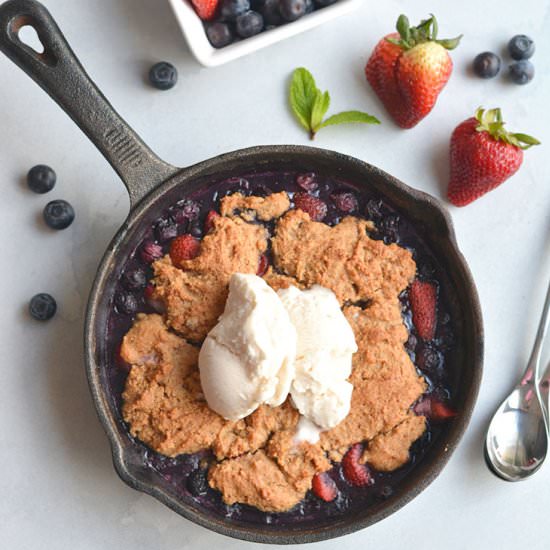 Low Sugar Berry Cobbler