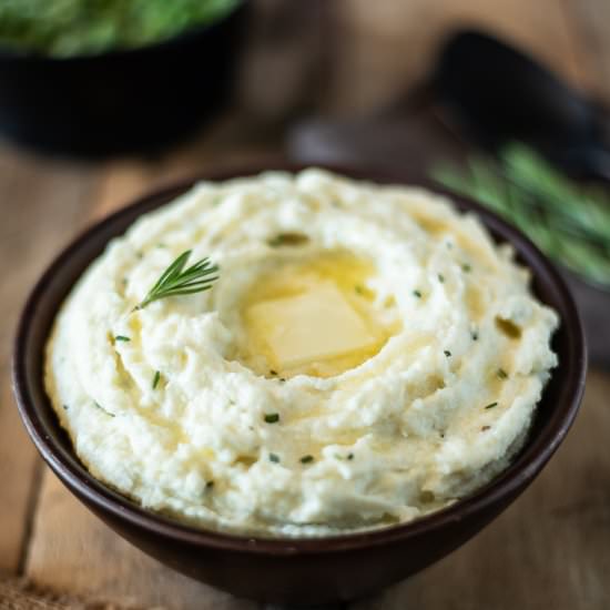 Creamy Rosemary Cauliflower Mash