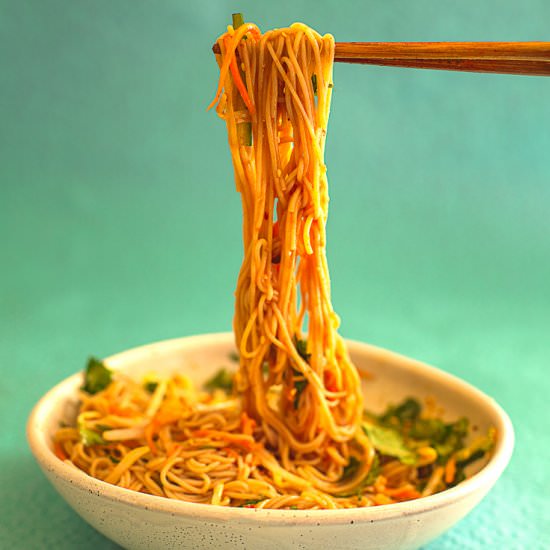 korean spicy noodle salad