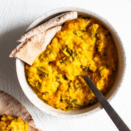 Cauliflower Turmeric Kale Soup