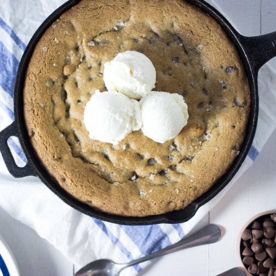 Skillet chocolate chip cookie