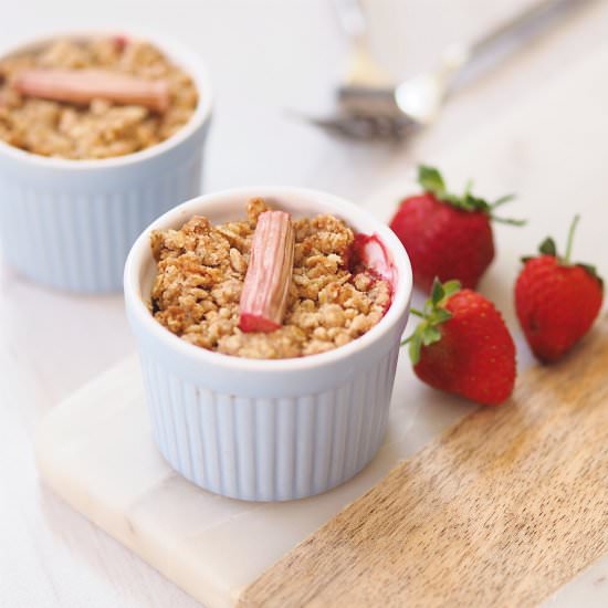 Healthy Mini Rhubarb Crumbles