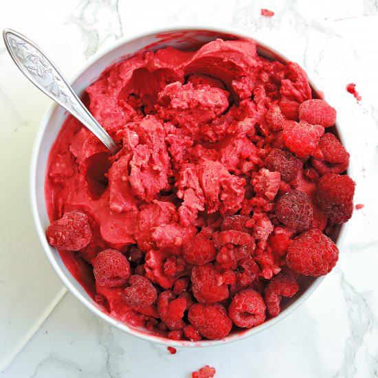 Raspberry ice cream