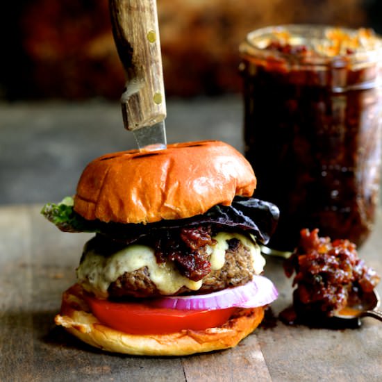 Burgers w/ Bacon Tomato Jam