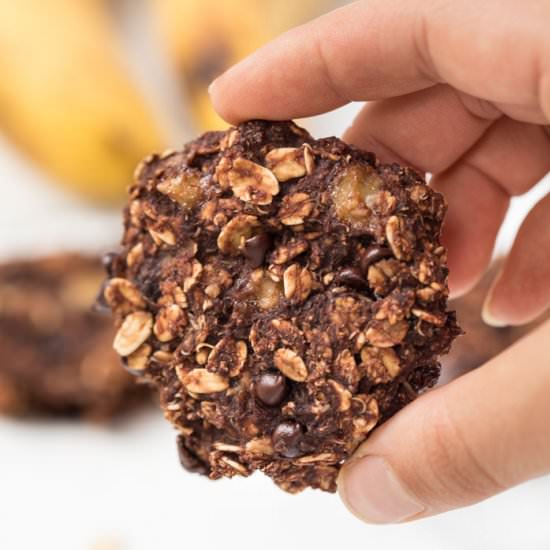 Insanely Healthy Oatmeal Cookies