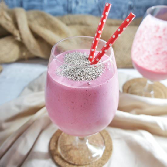Raspberry Oat Smoothie