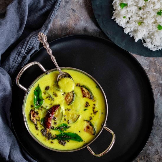 Zucchini in yogurt curry