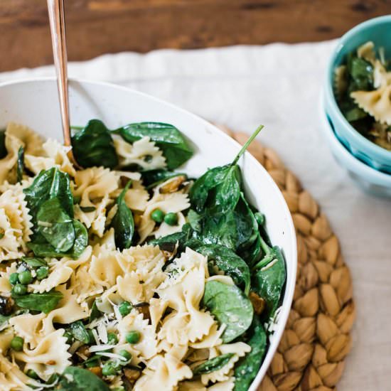 AN EASY SUMMER PASTA SALAD