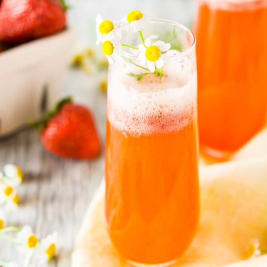 Roasted Strawberry Aperol Spritz
