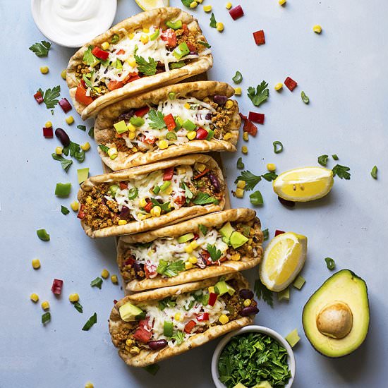 Pita bread tacos with beef & beans