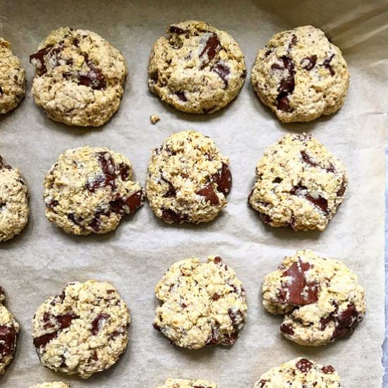 Chocolate Chunk Oat Cookies